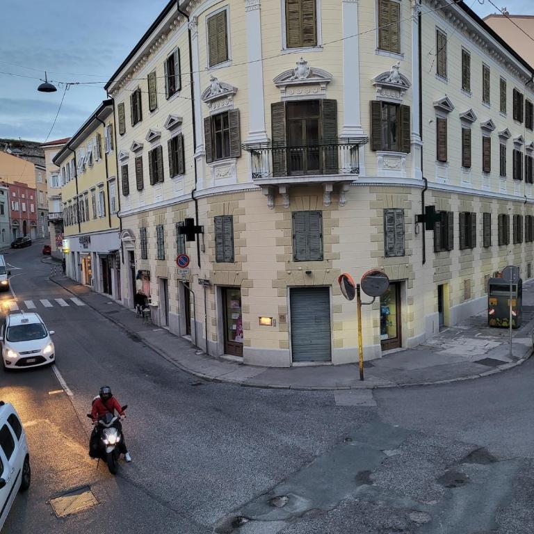 Casa Vacanze-Trieste San Giusto - Appartamento con 2 Camere da Letto - 8