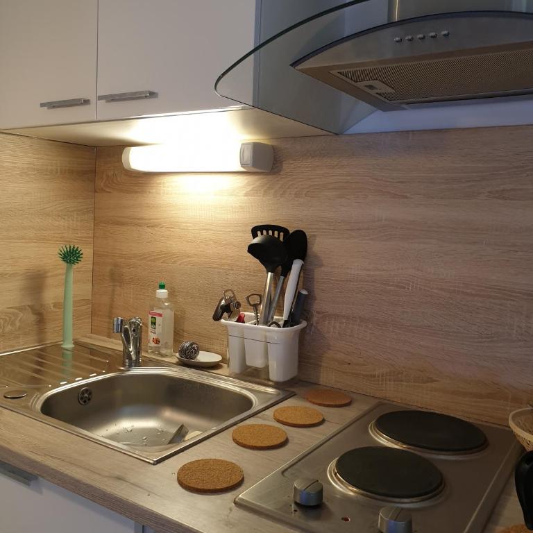 A04 Le Lounge - Clim- Wifi - Coeur de Ville - Appartement 1 Chambre - 24
