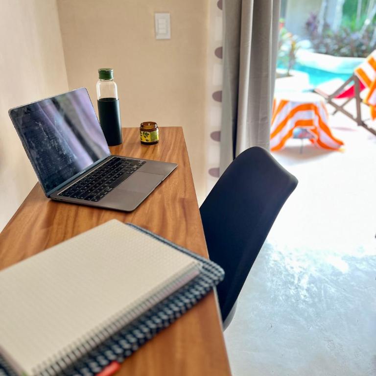 Jungle Gem with Swim-Up Pool & Easy Paved Access - Apartamento de 1 dormitorio - 19