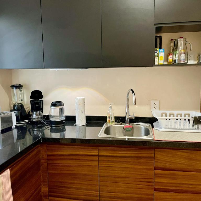 Jungle Gem with Swim-Up Pool & Easy Paved Access - Apartamento de 1 dormitorio - 21