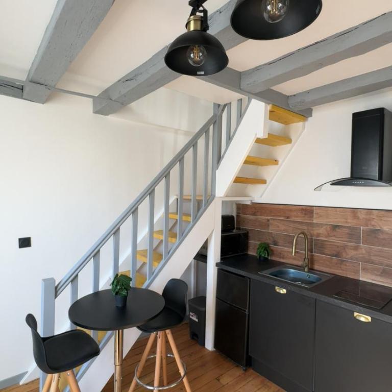 Le Gris métal, T2 duplex, centre ville historique - Appartement 1 Chambre - 15