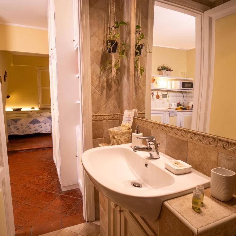 Navona Little Home - Appartamento con 1 Camera da Letto - 11
