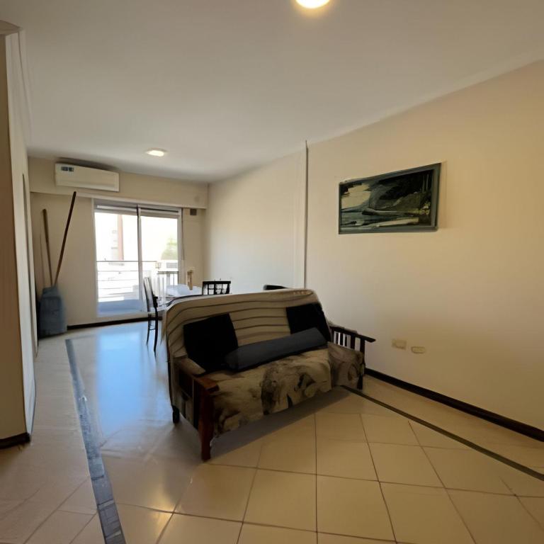 Beautiful apartment in a residential area - One-Bedroom Apartment - 4