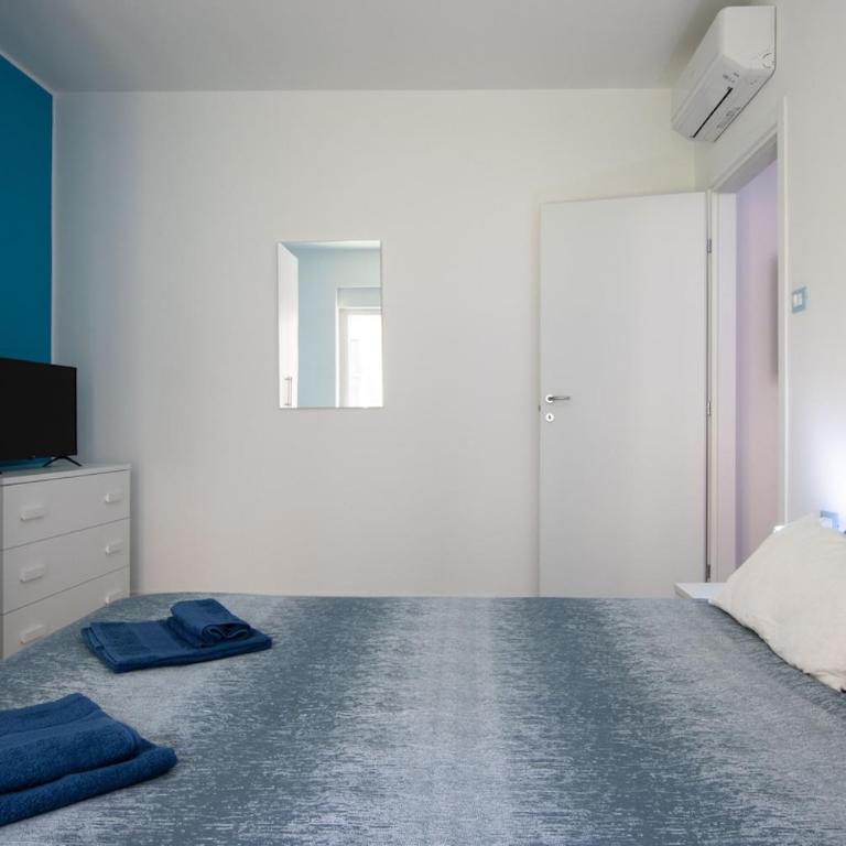 Fibra SuperFast Politeama Rossetti Modern Suite - Appartamento con 2 Camere da Letto - 17