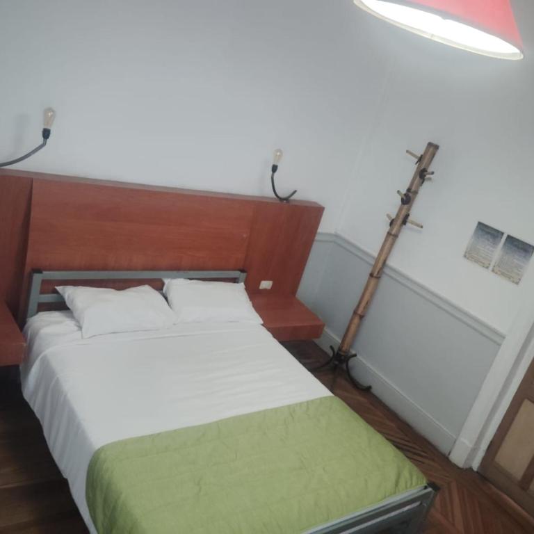 Happy House Hostel - Habitación Doble Deluxe - 4