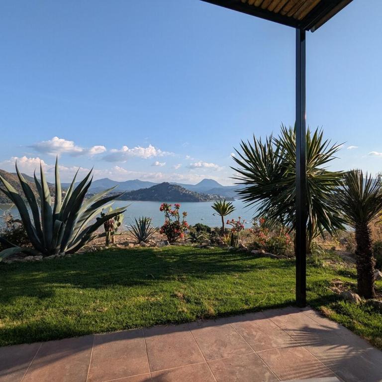 Designer Home with Jacuzzi Spectacular Lake Views - Villa de 3 dormitorios - 15