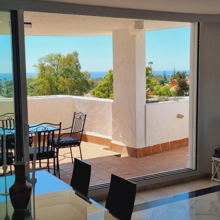 Duplex Nueva Andalucía con maravillosas vistas al mar - Apartamento de 3 dormitorios - 2