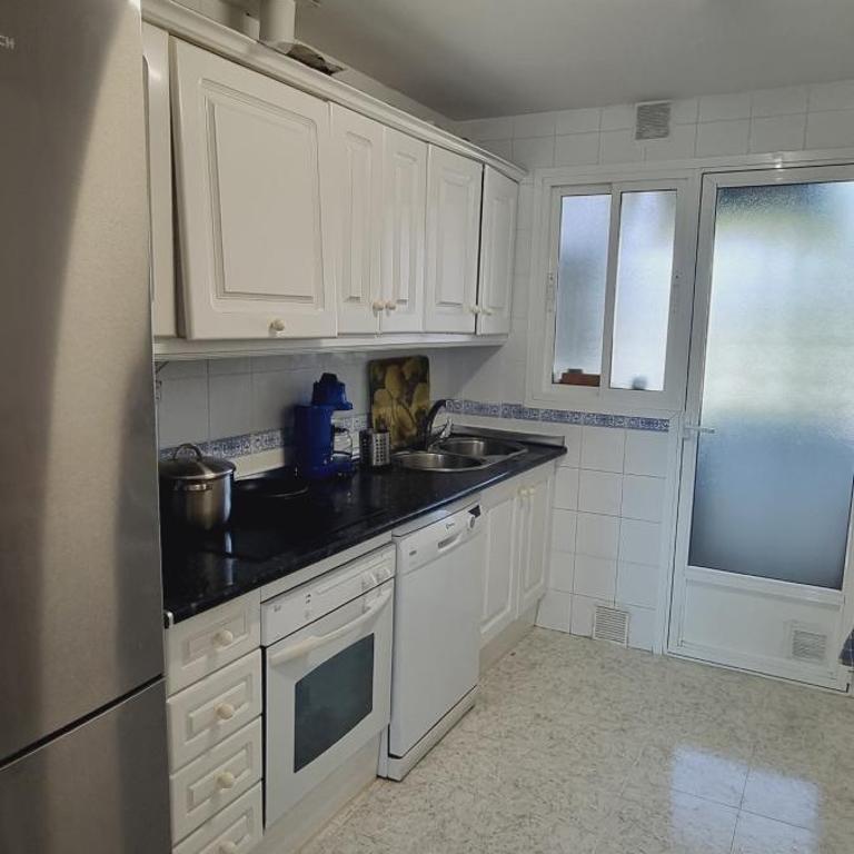 Duplex Nueva Andalucía con maravillosas vistas al mar - Apartamento de 3 dormitorios - 10