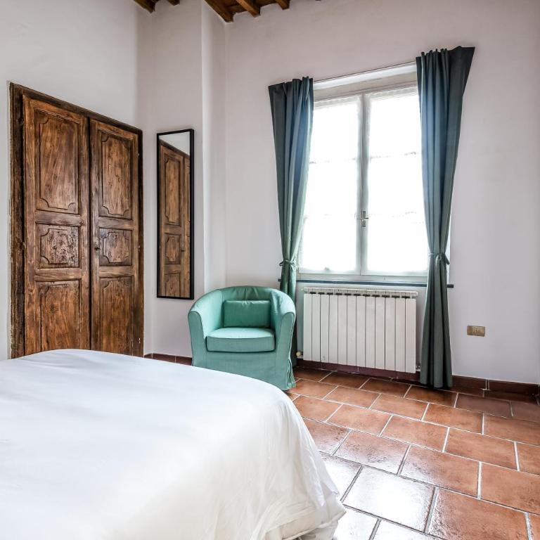 Hostly-Maison L'Arancio-Large House near the Tower - Three-Bedroom Premium Apartment - 15