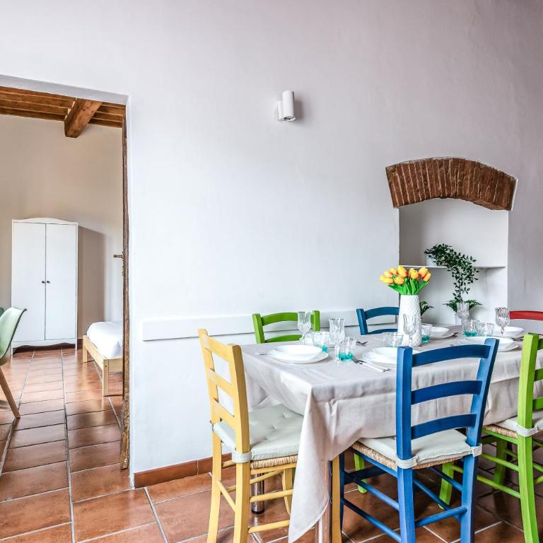 Hostly-Maison L'Arancio-Large House near the Tower - Three-Bedroom Premium Apartment - 29