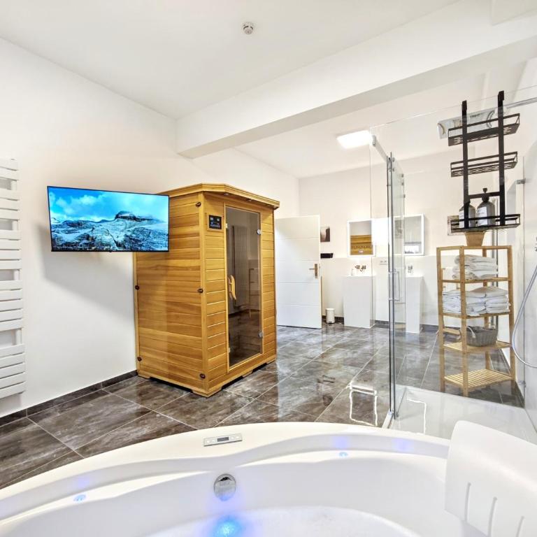 Designer Loft für bis zu 15, Whirlpool, Infrarotsauna, Billard, Pokertisch, 2 Bäder - Appartamento con 4 Camere - 39