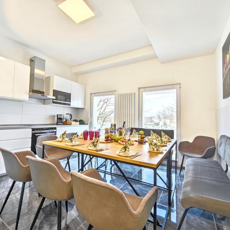 Designer Loft für bis zu 15, Whirlpool, Infrarotsauna, Billard, Pokertisch, 2 Bäder - Appartamento con 4 Camere - 51