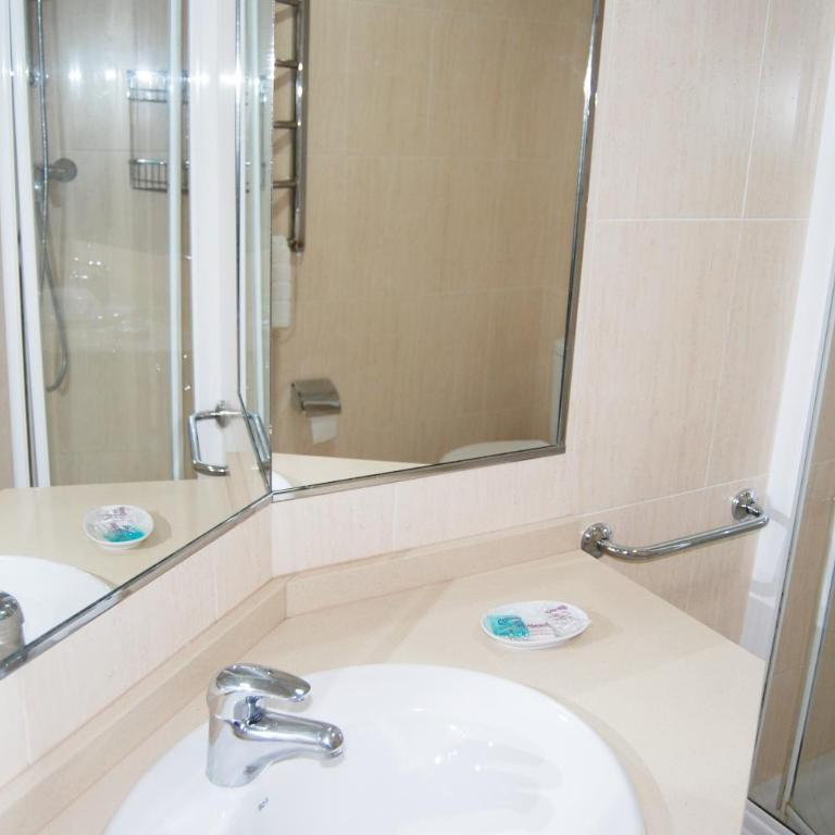 Los Pinos 25 Villas Casasol - Casa Vacacional de 3 dormitorios - 25