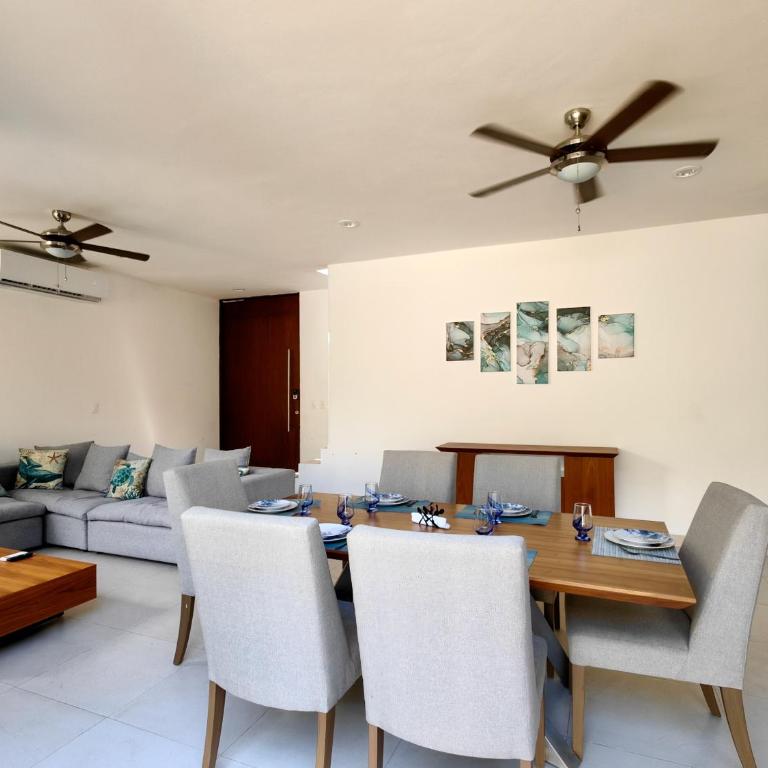 Palmara 13 by Bookking Guys - Three-Bedroom Villa - 14
