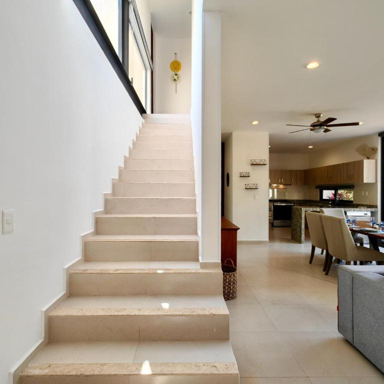 Palmara 13 by Bookking Guys - Three-Bedroom Villa - 37