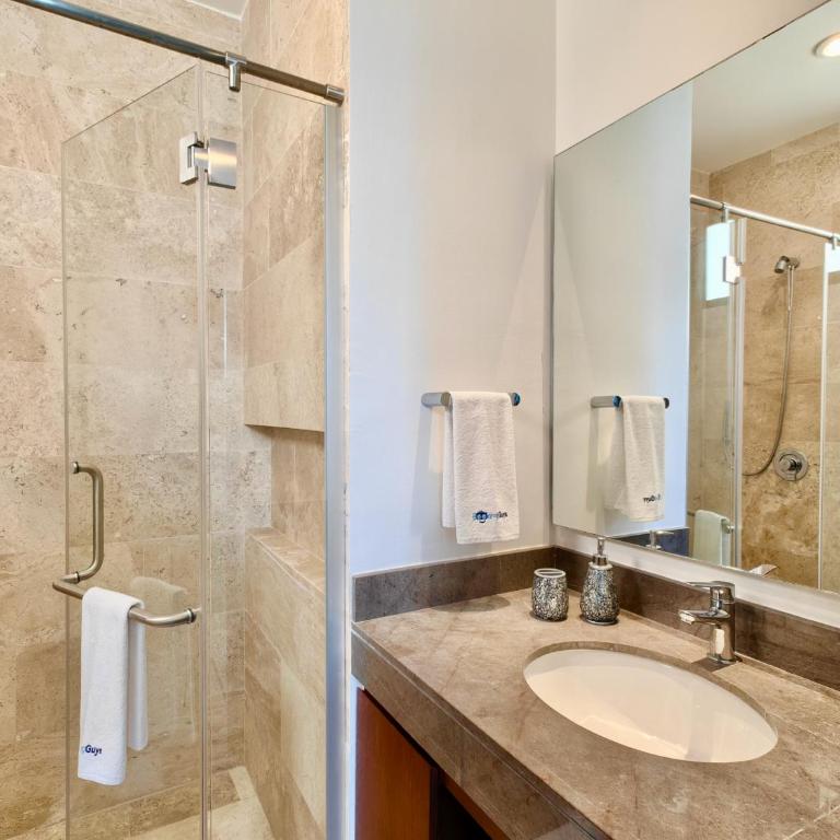 Palmara 13 by Bookking Guys - Three-Bedroom Villa - 43
