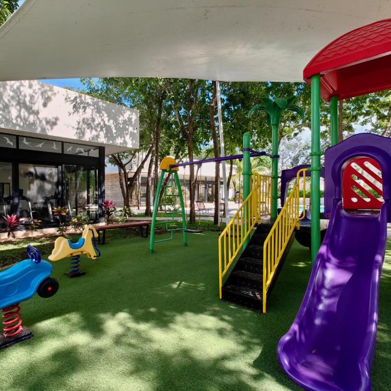 Palmara 13 by Bookking Guys - Three-Bedroom Villa - 75