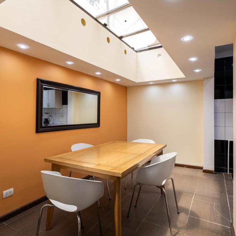 Casa Familiar al Norte de Bogotá - Casa con 1 dormitorio - 20