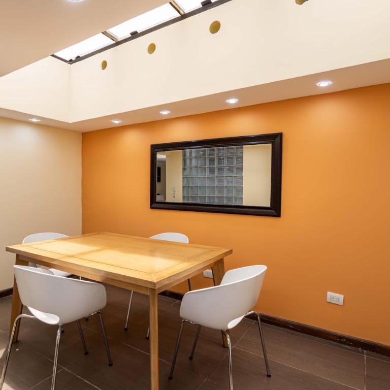 Casa Familiar al Norte de Bogotá - Casa con 1 dormitorio - 24