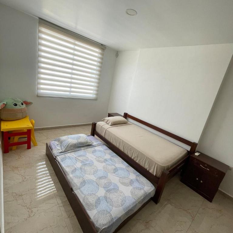 Hospedaje Familiar en Machala - Villa de 3 dormitorios - 44