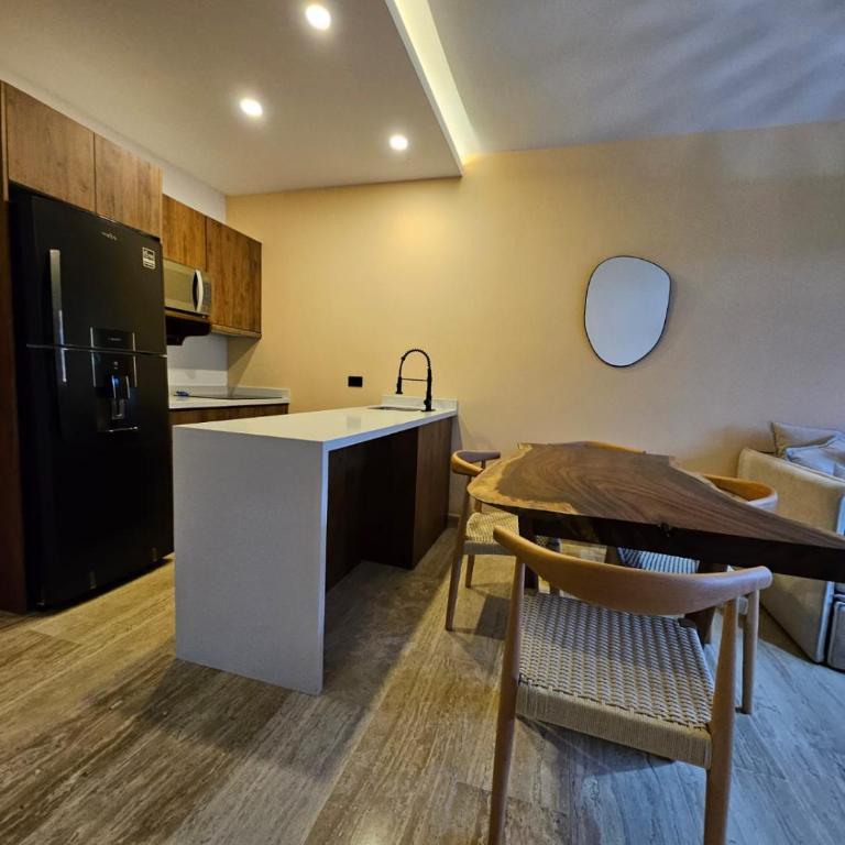 Luxe Tulum Jacuzzi - Two-Bedroom Apartment - 24