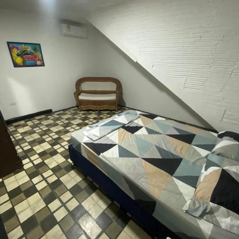 Hostal Familiar - Habitación Doble Estándar con baño compartido - 3