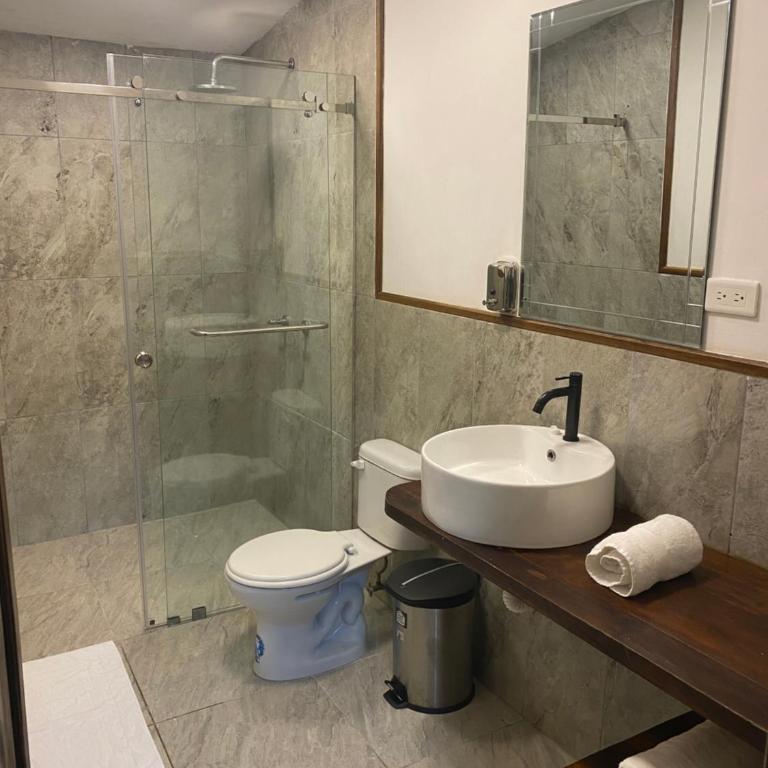 Suites Ayampe Front Beach - Suite Deluxe con cama extragrande - 7
