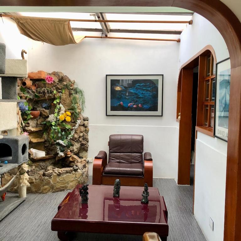 ¿Lejos de tu hogar? Aquí te sentirás a gusto. - Habitación Doble con baño privado externo - 18
