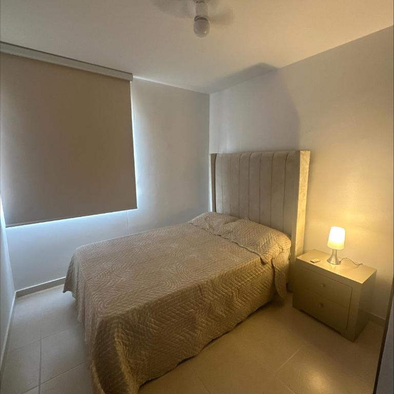 Apartamento Frente a la Clinica Valle del Lili - Habitación Doble - 2