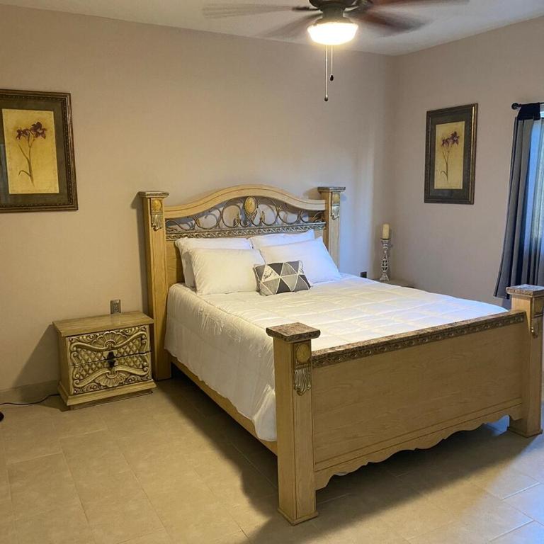 Casa Miguel Hidalgo 6 Bedroom, 4 Bath for 20 people - Six-Bedroom House - 12