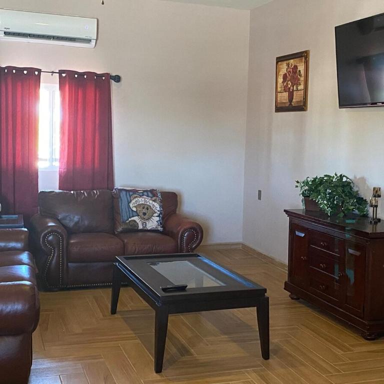 Casa Miguel Hidalgo 6 Bedroom, 4 Bath for 20 people - Six-Bedroom House - 24
