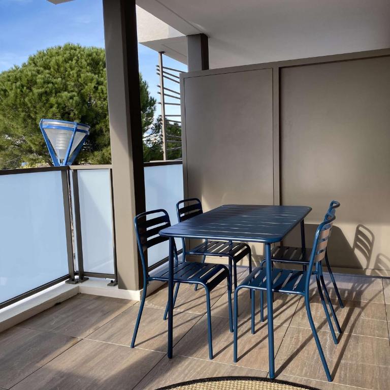 Appartement T2 avec terrasse et parking, vue sur l'étang de Thau - FR-1-553-296 - Appartement - 11