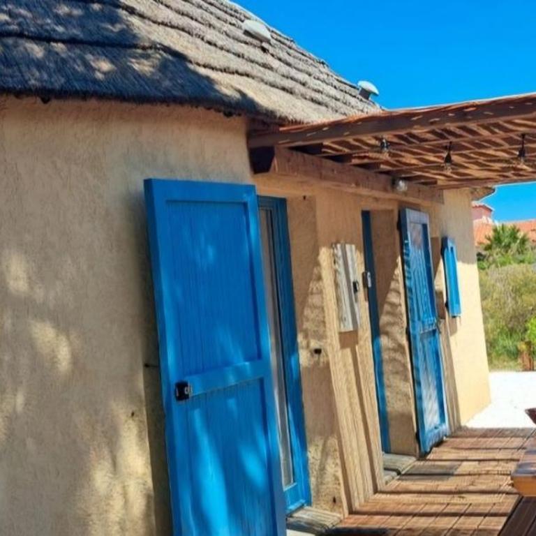 libre du 21 juin au 4 juillet venez prendre la fraîcheur en bord de lac et plage de Barcarès à 800m cabane rénovée 8 couchages possibles - Haus mit 3 Schlafzimmern - 48