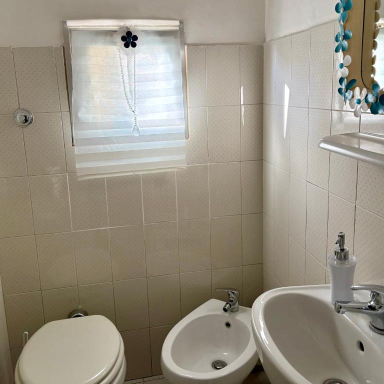 May flower central apartament - Three-Bedroom Apartment - 23