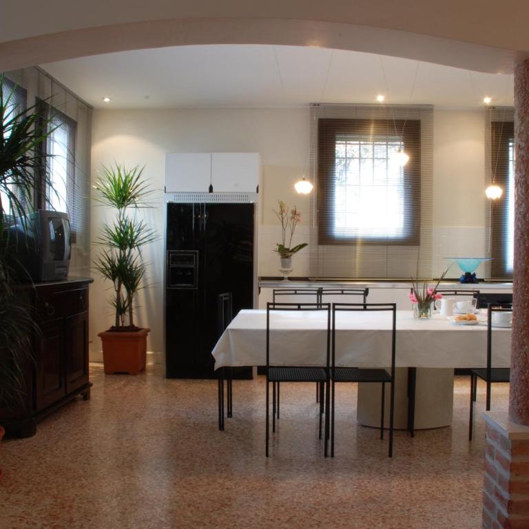 Locazione Turistica Joyful Padova - Camera Tripla con Bagno Privato - 1