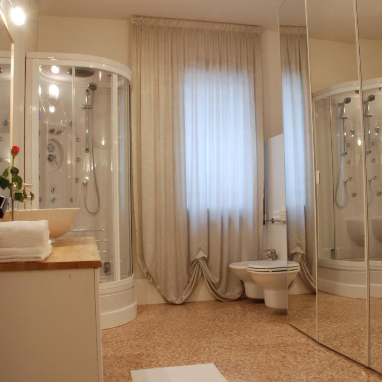 Locazione Turistica Joyful Padova - Camera Matrimoniale Standard con Bagno in Comune - 7