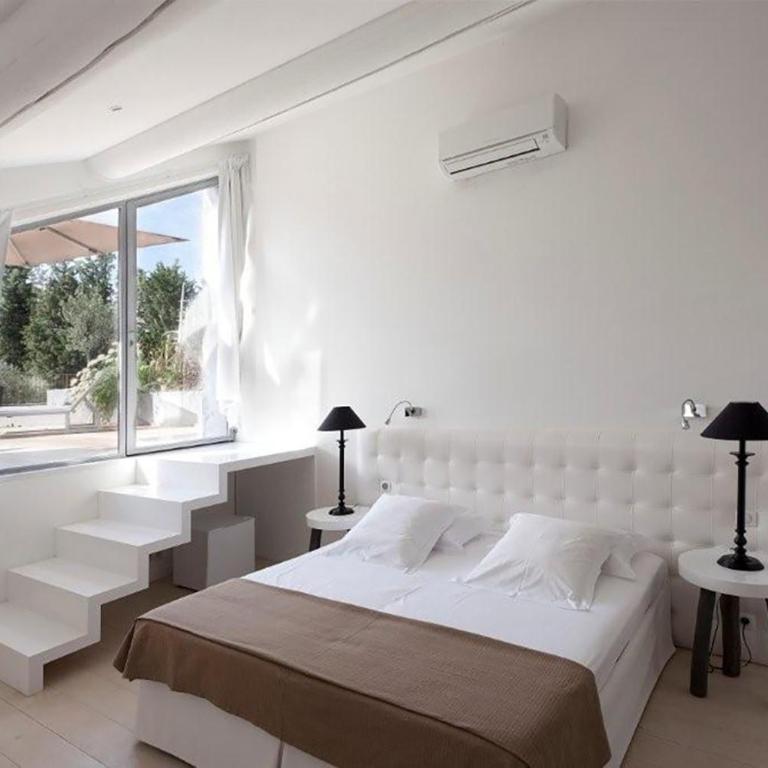 Mas de la Galégière - Les Chambres d'Hôtes - Chambre Double ou Lits Jumeaux avec Terrasse - 1