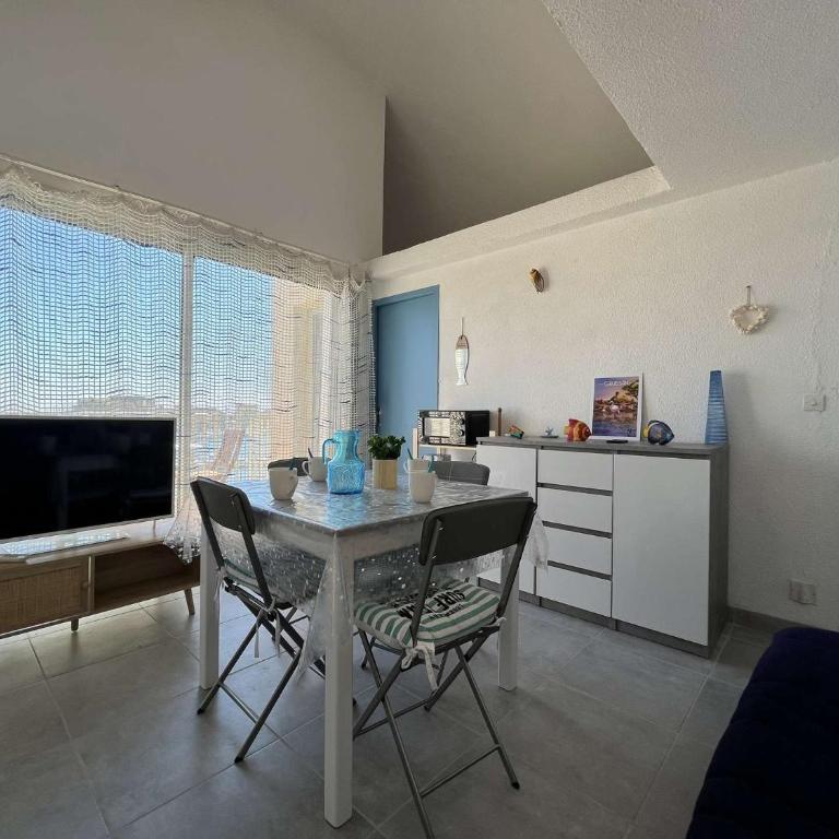 Appartement rénové avec vue marina Gruissan GN140-1033 - Appartamento con 1 Camera da Letto - 2
