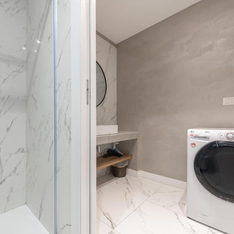 Milan Downtown Apartments - Monolocale King Deluxe - 29