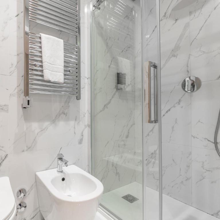 Milan Downtown Apartments - Monolocale King Deluxe - 13