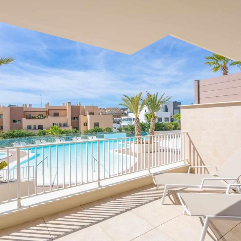 Heated pool and gym Premium apartment - Apartamento de 3 dormitorios - 12