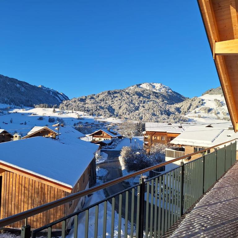 Beim Hofar - die neuen Ferienwohnungen in Obermaiselstein - Apartment mit 2 Schlafzimmern und Bergblick - 2