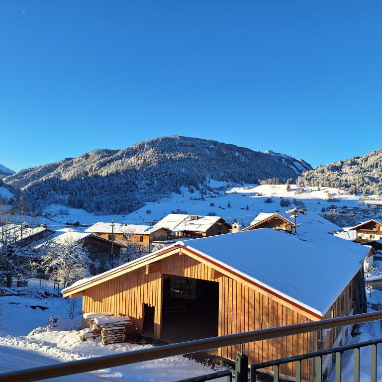 Beim Hofar - die neuen Ferienwohnungen in Obermaiselstein - Apartment mit 2 Schlafzimmern und Balkon - 2