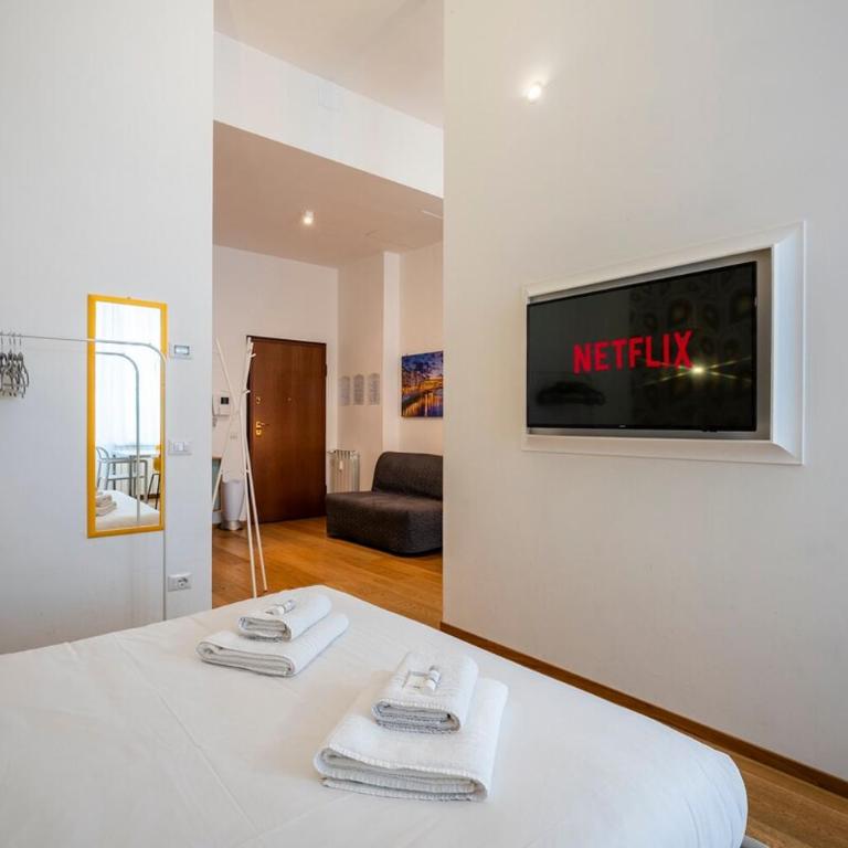 Loft Moderno a due passi dalla Tranvia 1BDR - Appartamento con 1 Camera da Letto - 10