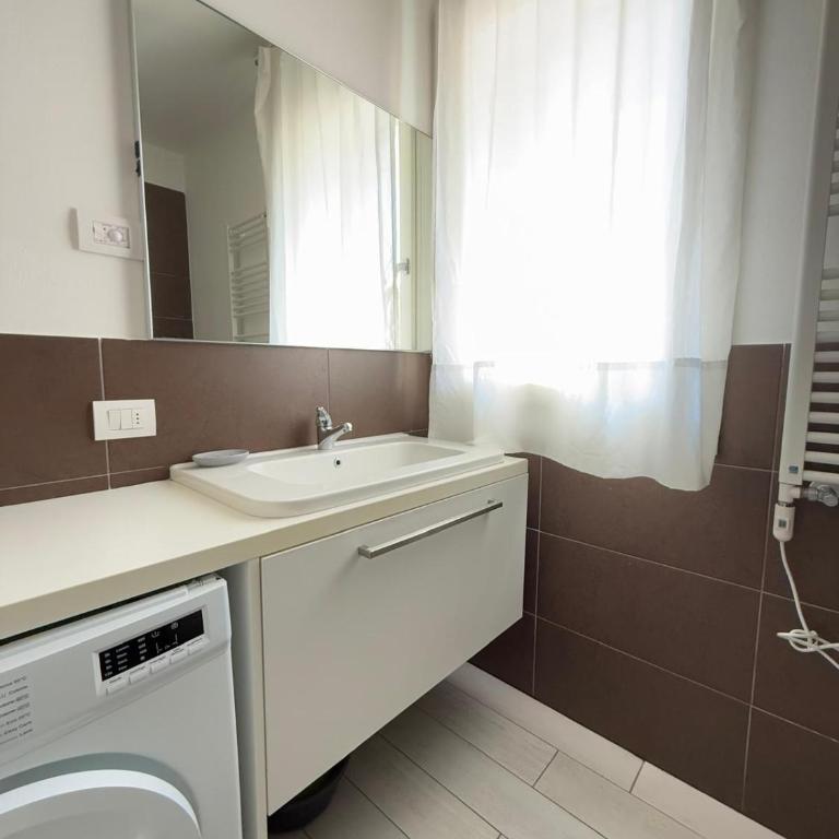 RESIDENCE WAVE 1-Solo per famiglie- WALTERIGATO APARTMENTS - Appartamento con 2 Camere da Letto e Vista Piscina - 13