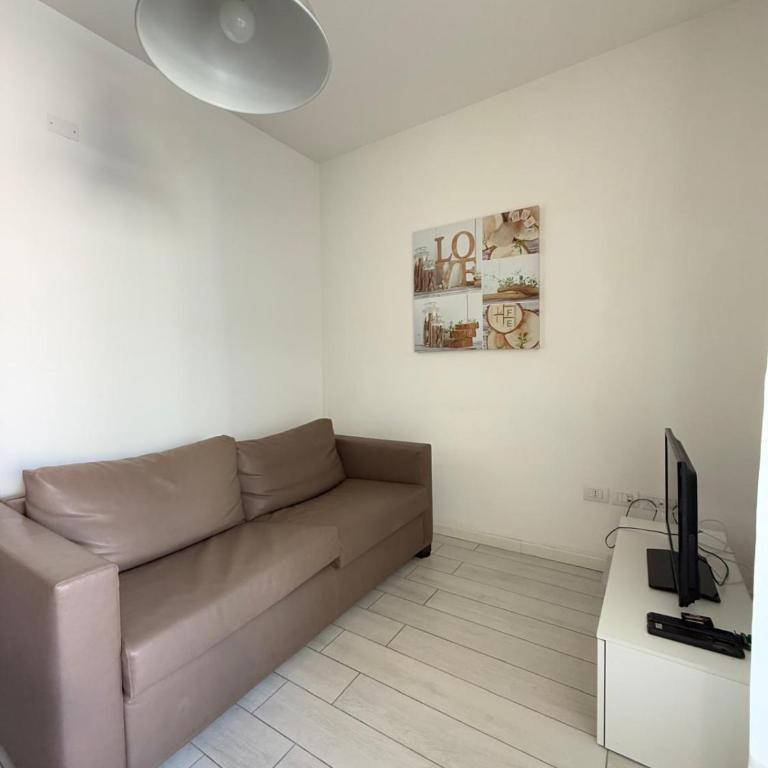 RESIDENCE WAVE 1-Solo per famiglie- WALTERIGATO APARTMENTS - Appartamento con 2 Camere da Letto e Vista Piscina - 14