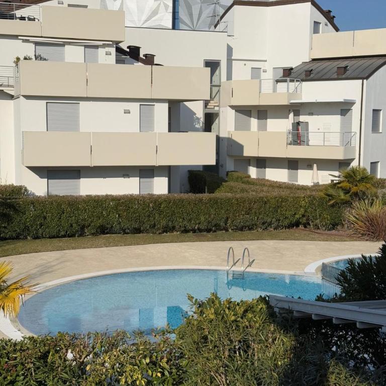 RESIDENCE WAVE 1-Solo per famiglie- WALTERIGATO APARTMENTS - Appartamento con 2 Camere da Letto e Vista Piscina - 5
