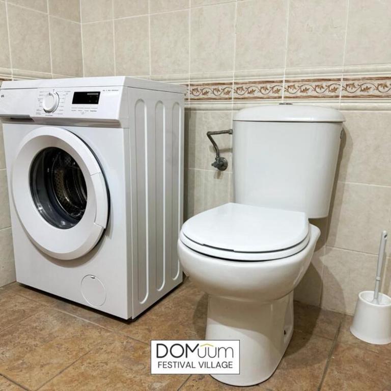 DOMuum Holidays - FESTIVAL VILLAGE - Two-Bedroom Apartment - 18