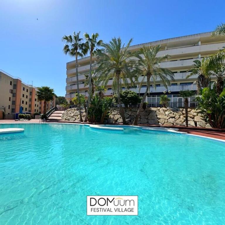 DOMuum Holidays - FESTIVAL VILLAGE - Two-Bedroom Apartment - 2