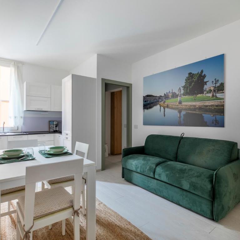 Secret Rose Garden in the heart of Padua - Two-Bedroom Apartment - 3